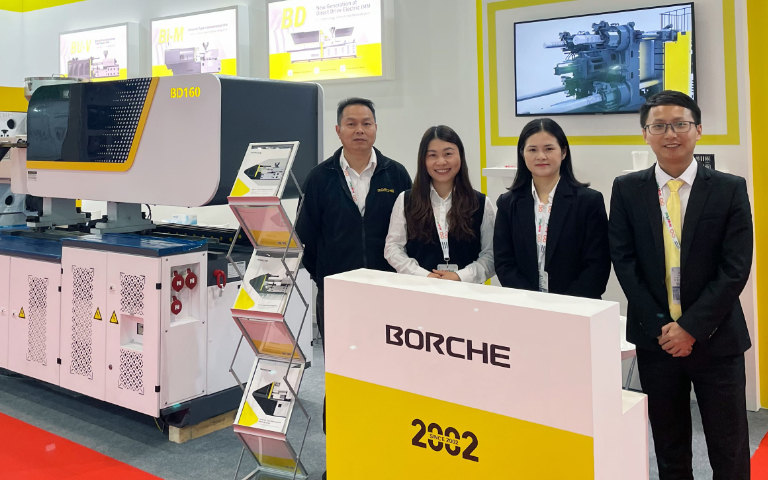 开元中国2025年全球巡展，迪拜首站震撼开启！